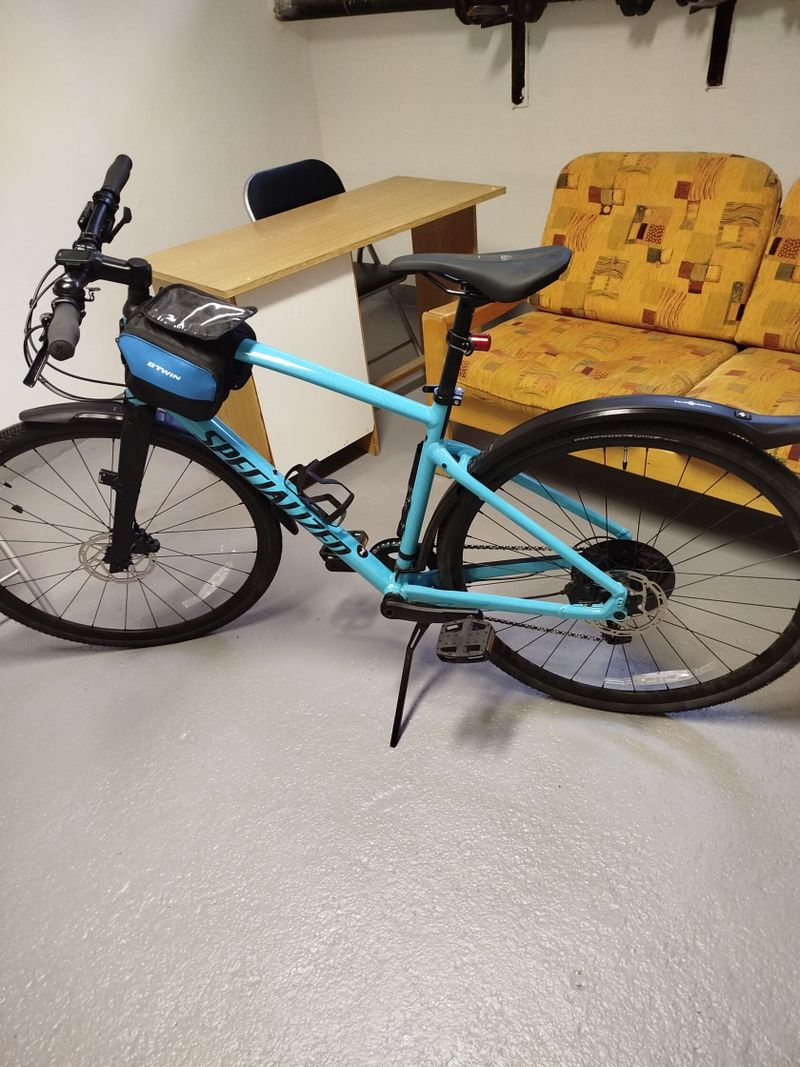 Prodám uni kolo Specialized vel M