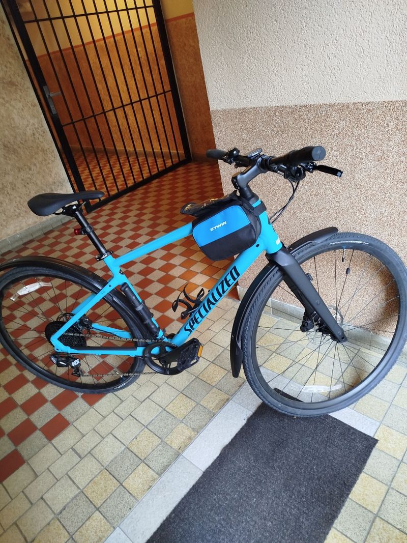 Prodám uni kolo Specialized vel M