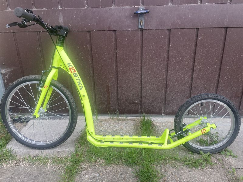 Koloběžka Kostka Rebel Max kid lemon yellow