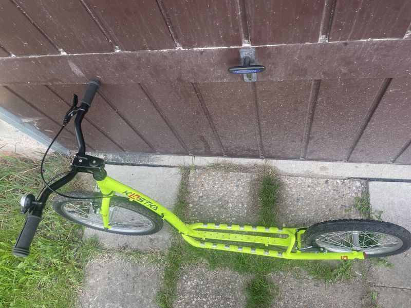 Koloběžka Kostka Rebel Max kid lemon yellow