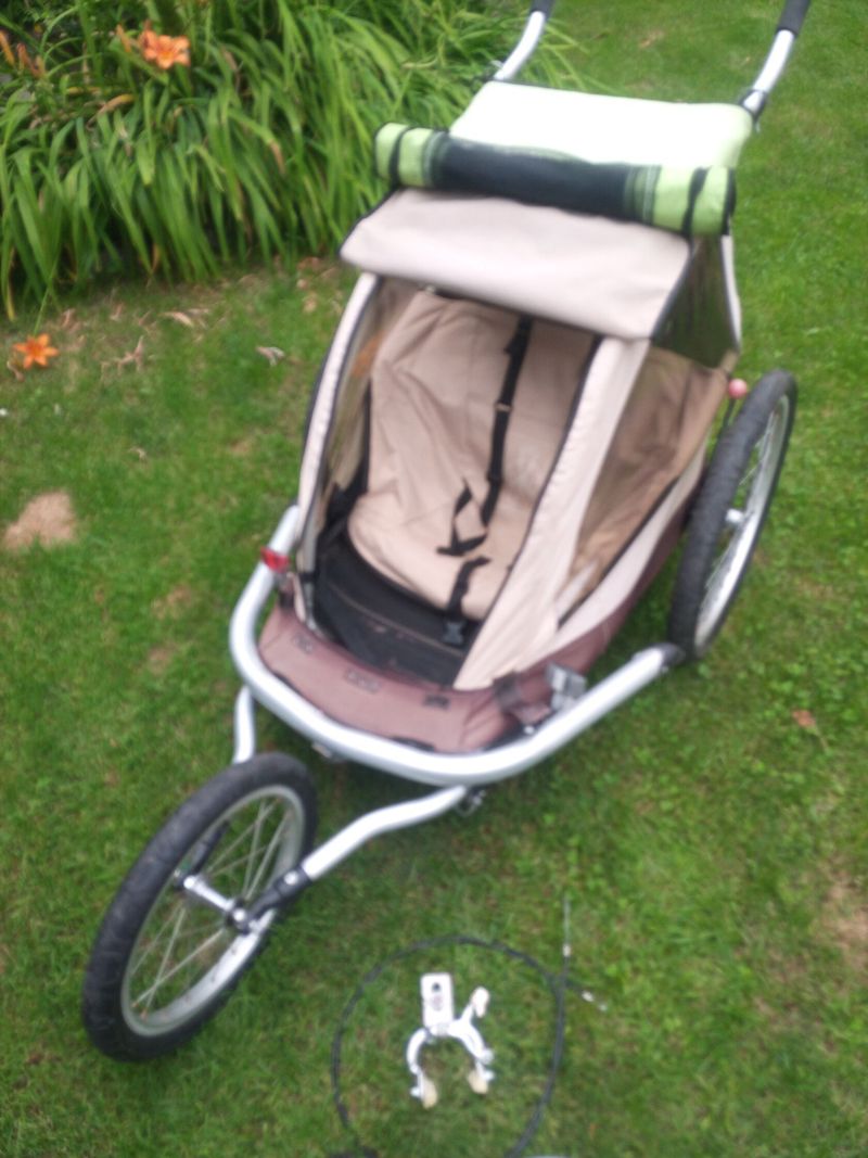 Croozer 737