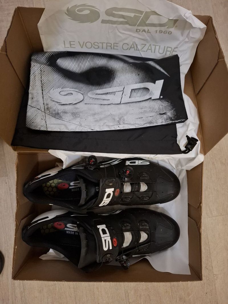 SIDI Wire Carbon Vernice : mat Black/White