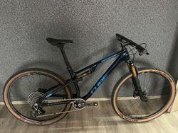 Cube AMS ZERO99 C:68X SLT 29 liquidblue´n´blue