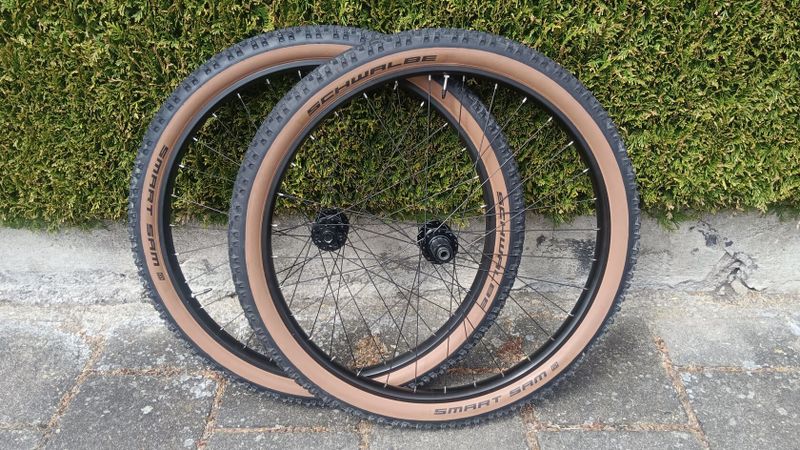KARBONOVÉ elektrokolo MTB Mondraker E-Prime Carbon R+ vel.L