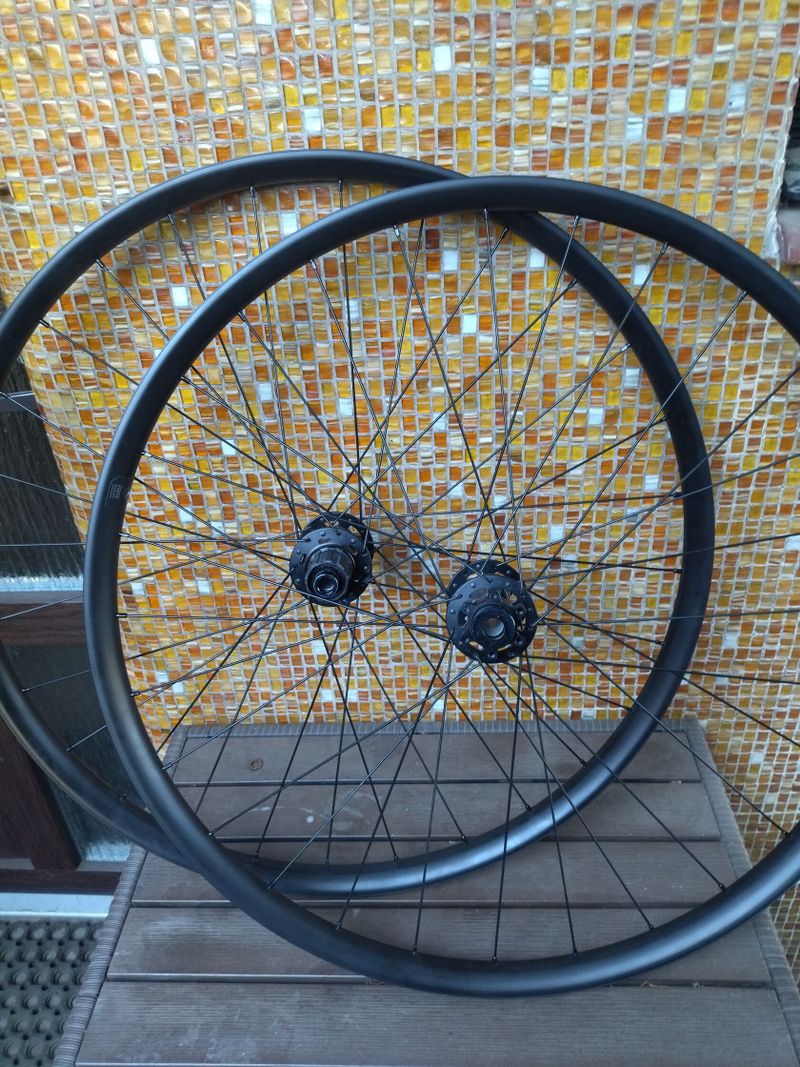 Specialized Epic 29, zapletená kola 