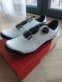 MTB tretry Specialized White