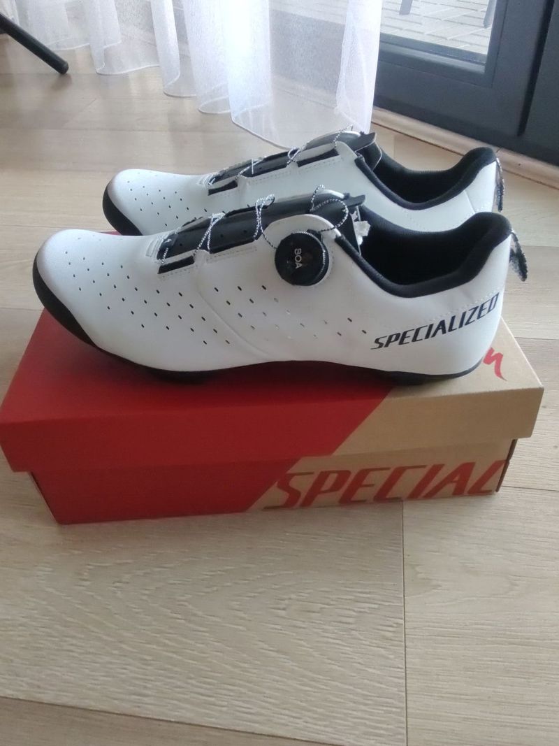 MTB tretry Specialized White