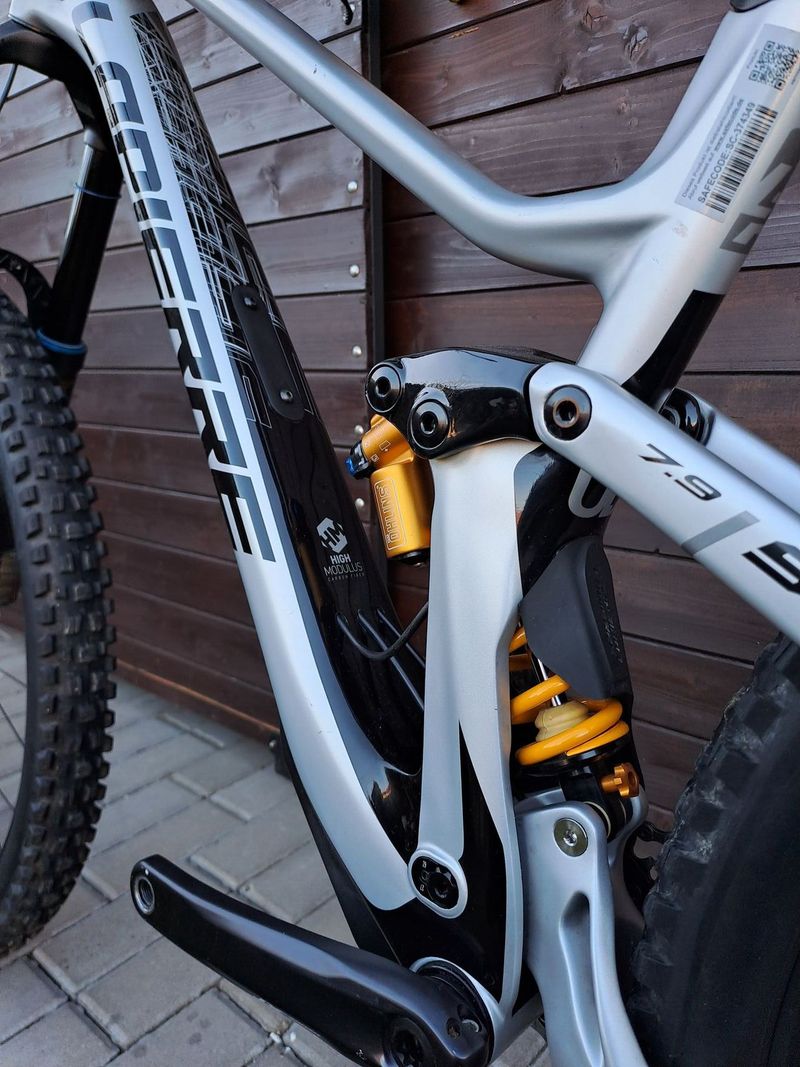 Zánovní v top stavu enduro Lapierre Spicy 7.9 / velikost M - 29er / Öhlins / Shimano XT / DtSwiss350