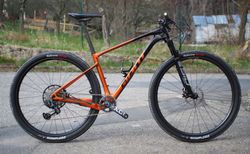 horské kolo 29"Giant XTC Advanced Custom X01 AXS (8,58 kg) vel. M