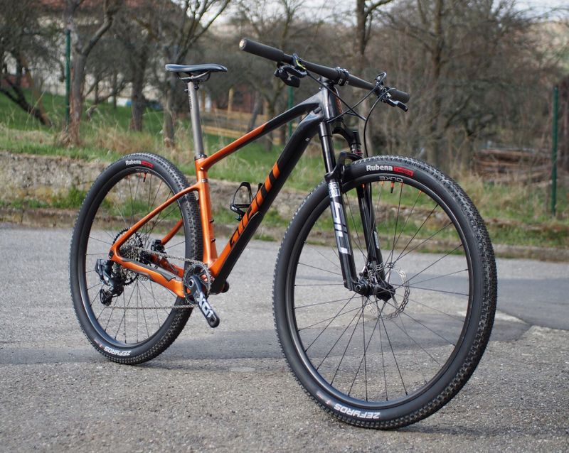 horské kolo 29"Giant XTC Advanced Custom X01 AXS (8,58 kg) vel. M