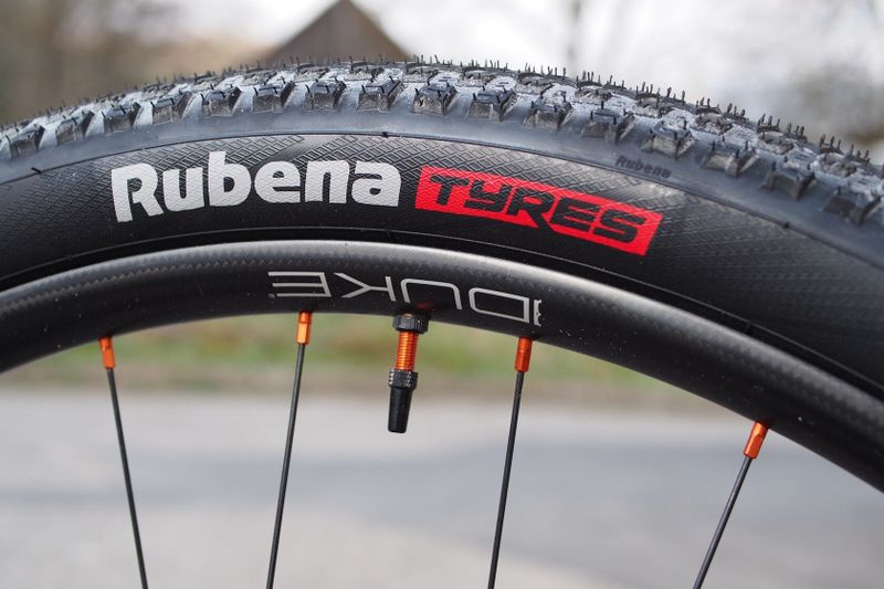 horské kolo 29"Giant XTC Advanced Custom X01 AXS (8,58 kg) vel. M