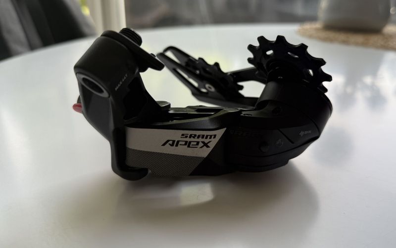 Přehazovačka Sram Apex XPLR AXS Max 44z - bez baterie
