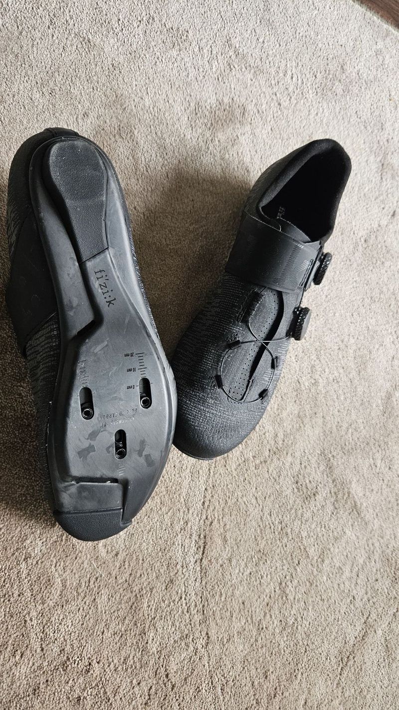 Fizik Vento Infinito Knit Carbon 2 Black/Black
