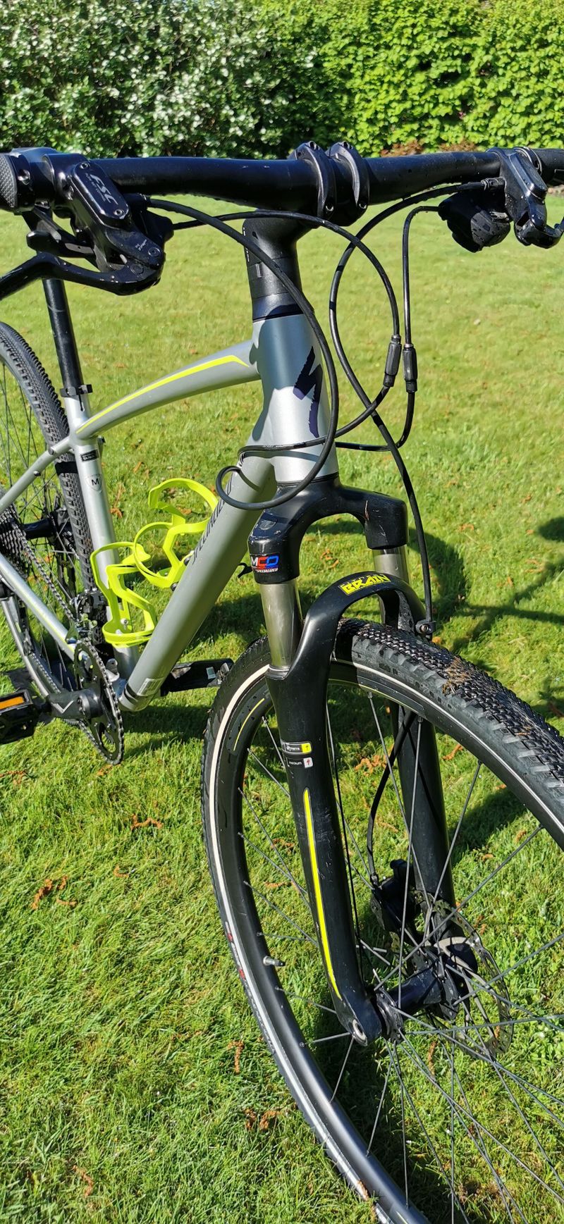 Trekingové kolo Specialized Ariel