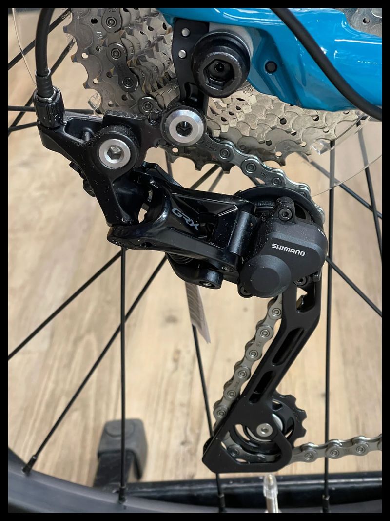 GT eGrade Bolt Deep Teal Gravel 28" rv.24 vel.S.L.XL 