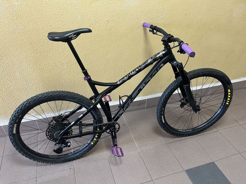 Dartmoor Primal vel. XL