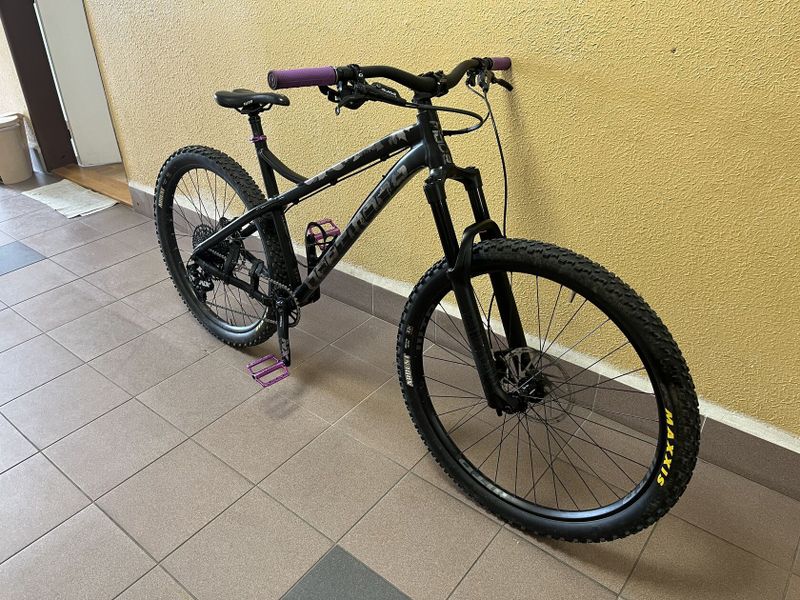 Dartmoor Primal vel. XL
