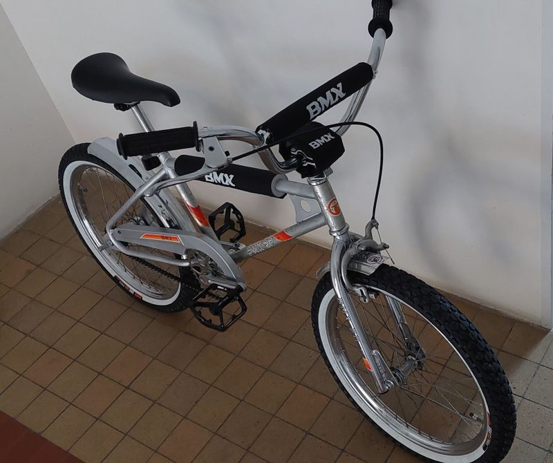 Prodám kolo BMX 20 po renovaci je v top stavuuviz foto