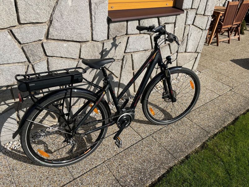 Elektrokolo se sníženým rámem a motorem Shimano Steps