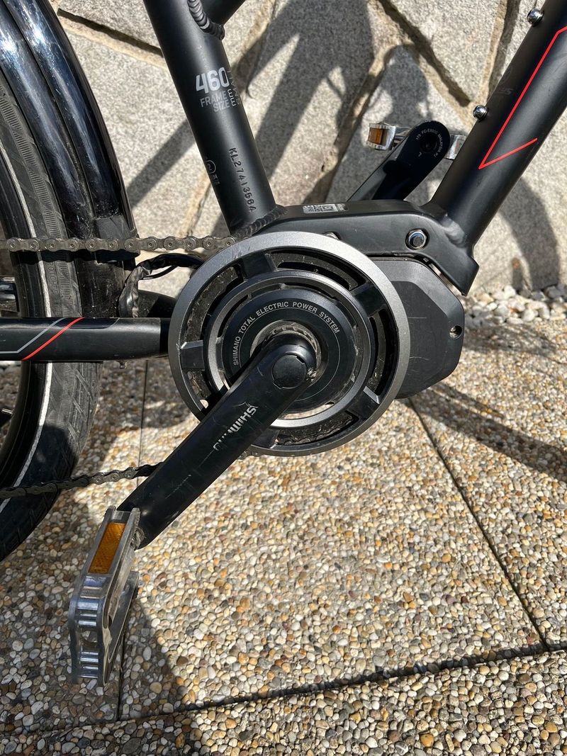 Elektrokolo se sníženým rámem a motorem Shimano Steps