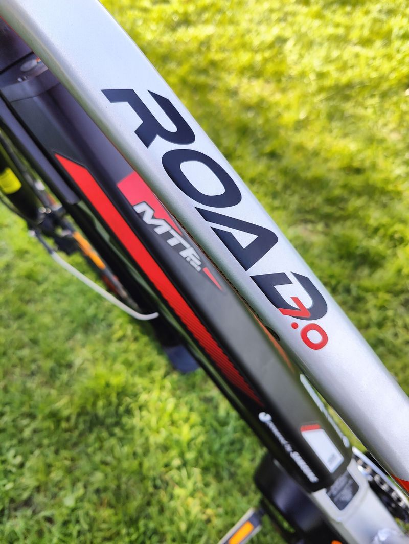 Dámské krosové elektrokolo MTF Road 7.0, kola 29" 