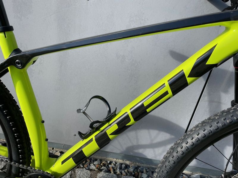TREK Procaliber 9.6 model 2022 vel. L (na postavu 177 - 188 cm), cca 2.000 km