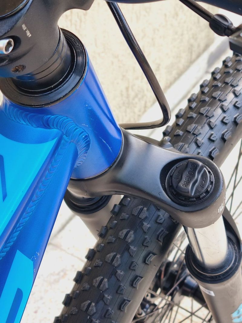 #81 Superior racer 27,5", pro 135-155cm 
