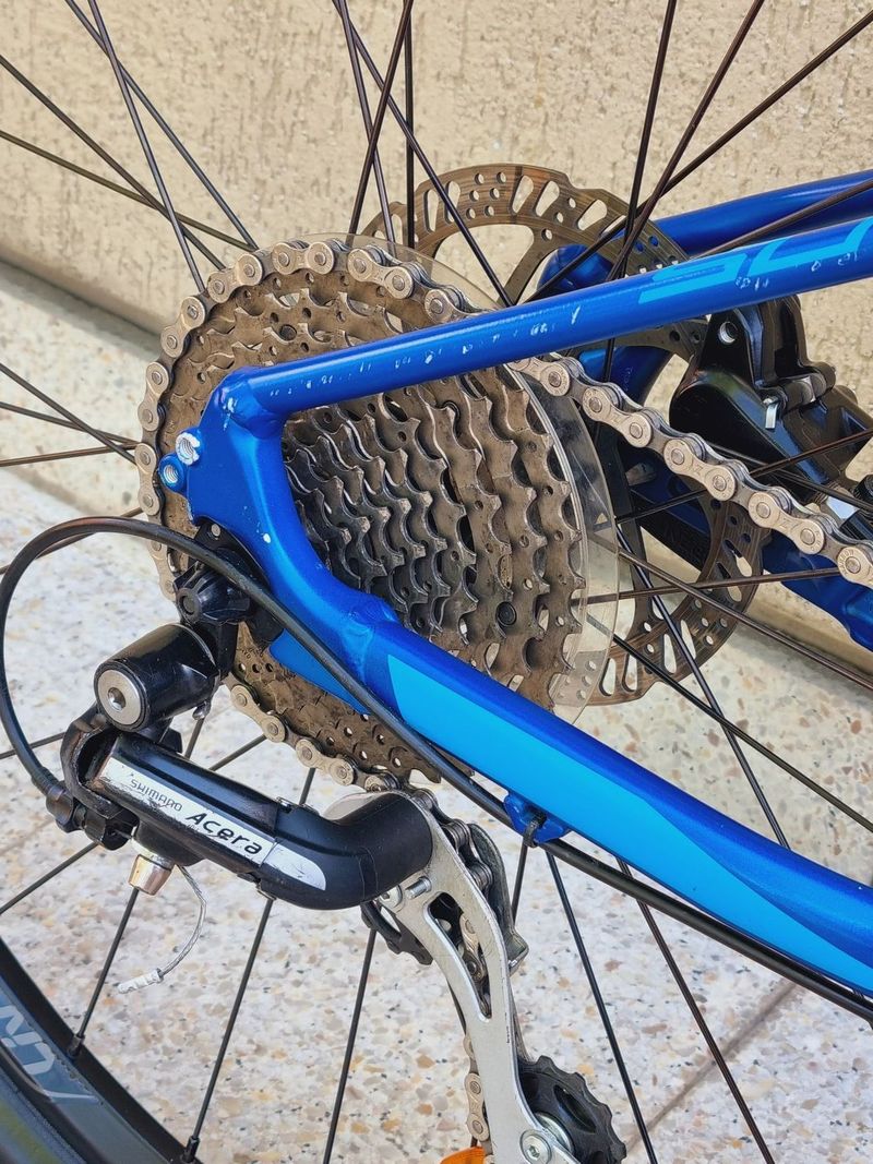 #81 Superior racer 27,5", pro 135-155cm 