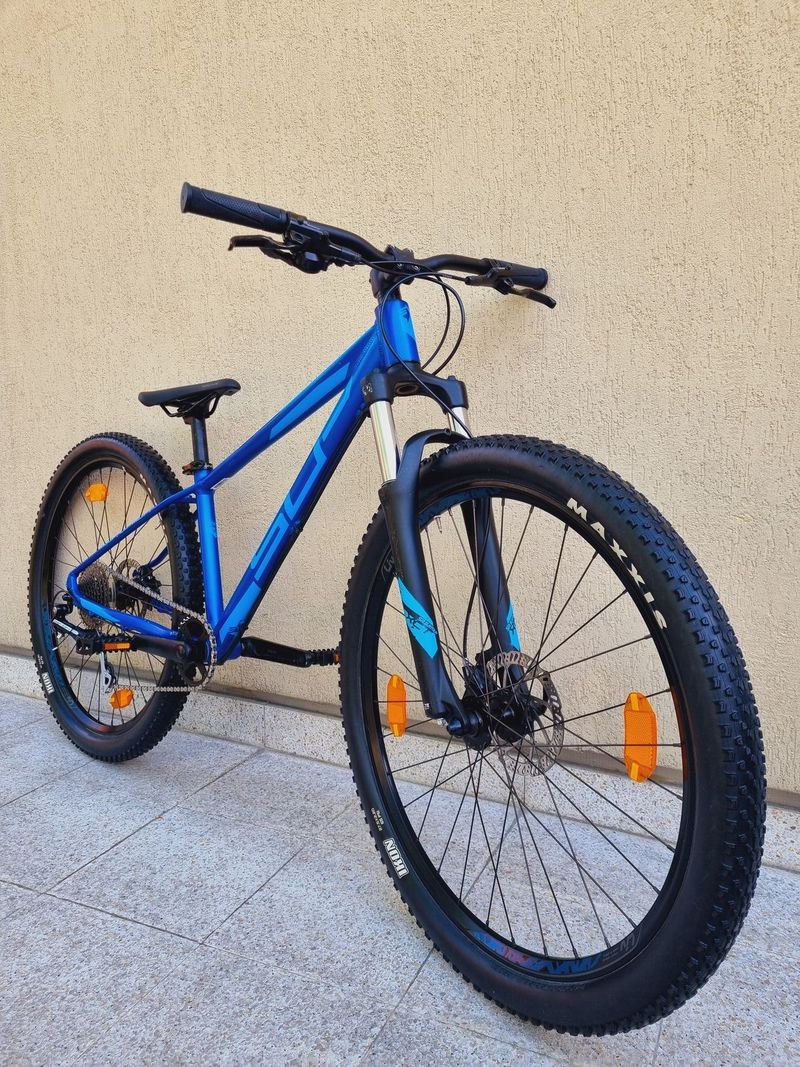 #81 Superior racer 27,5", pro 135-155cm 