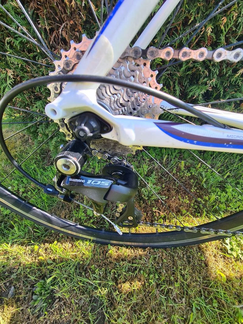 Dámská silnička Cannondale Synapse