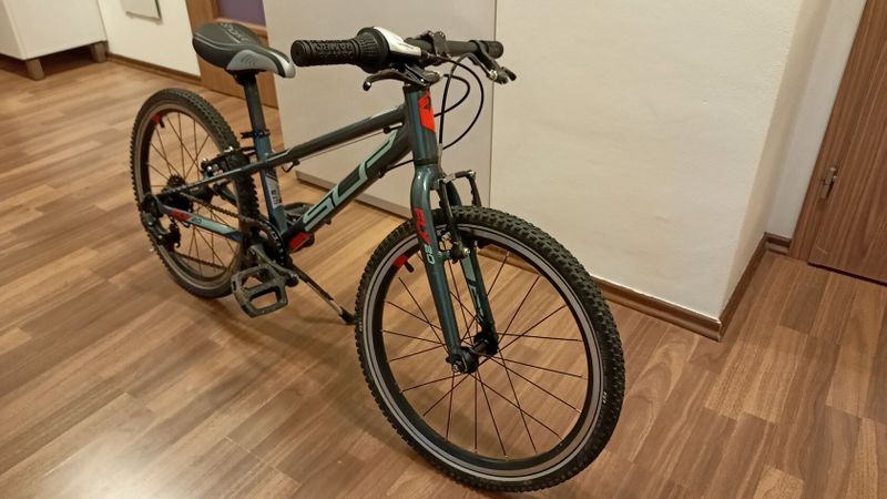Prodám lehké dětské kolo Superior FLY 20"