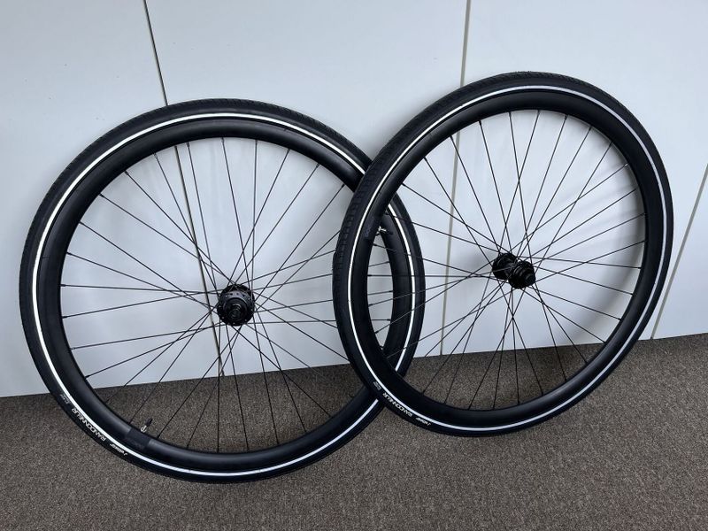 Nejeté záplety 700c na silnici, gravel nebo městské kolo