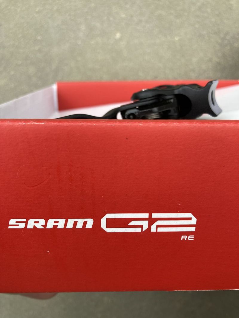 SRAM G2 RE pumpa