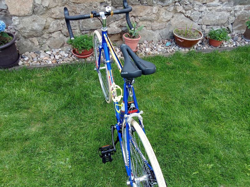 Nový Favorit F1 L.E., 9.900,- Kč