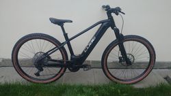 Cube reaction hybrid SL, 750