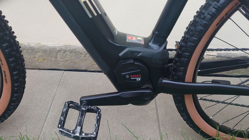 Cube reaction hybrid SL, 750