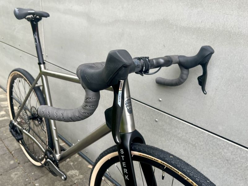 nový Merit Titanium Sterk 1.1 AXS Force
