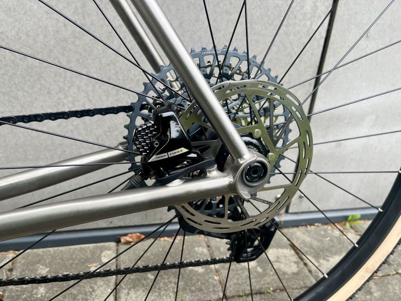 nový Merit Titanium Sterk 1.1 AXS Force