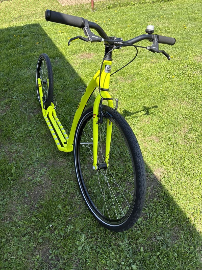 Koloběžka Tour MAX