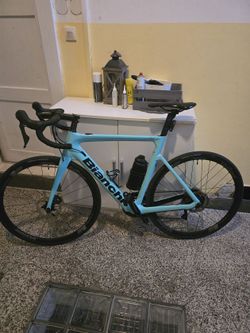 Bianchi Aria e-road