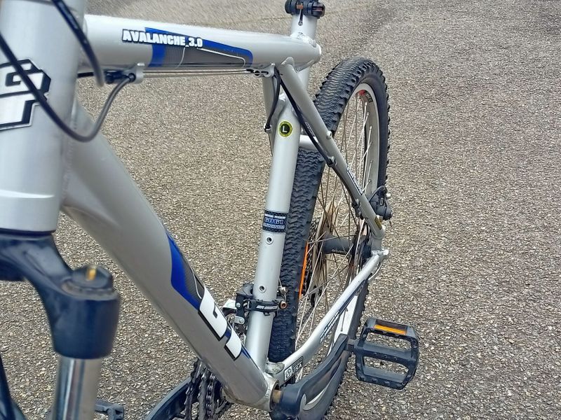 Horské kolo GT Avalanche