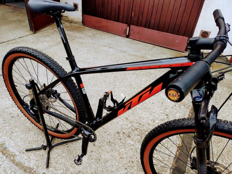 KTM myroon master vel. L