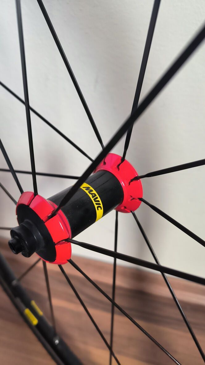 Mavic Ksyrium Elite, včetně plášťů Mavic Yksion, jako nová