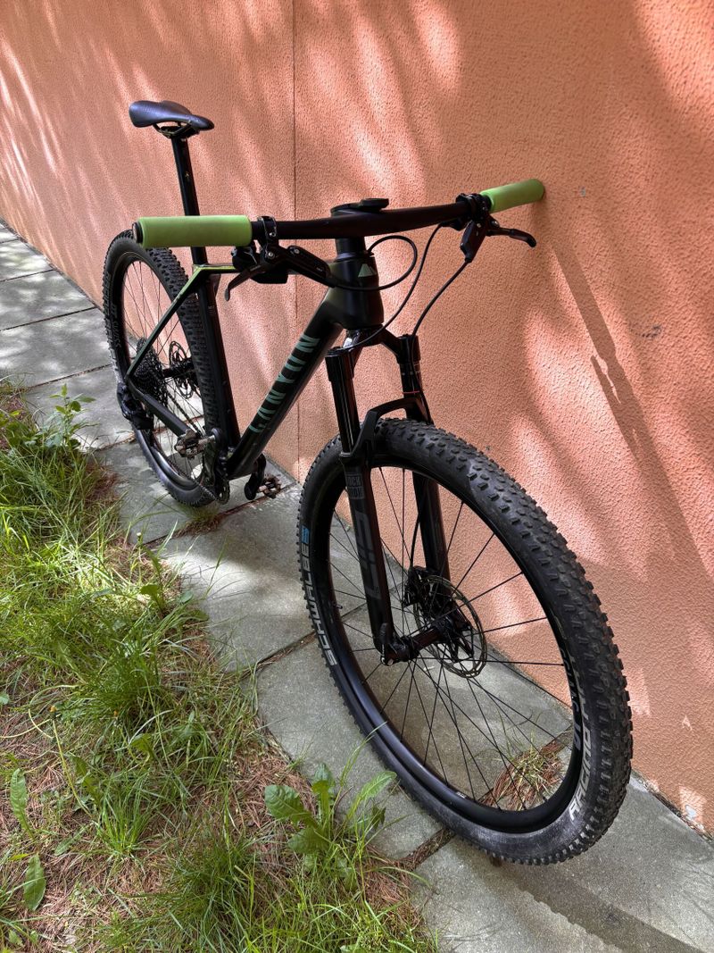  Canyon Exceed CFR LTD vel.M