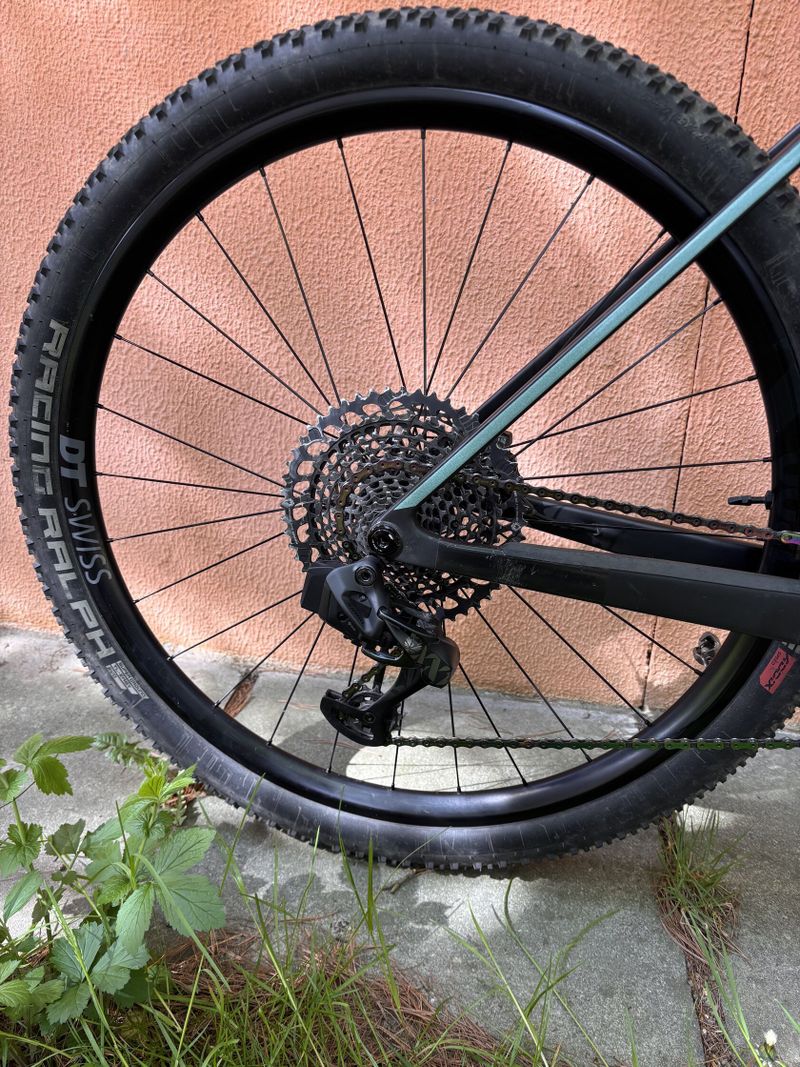  Canyon Exceed CFR LTD vel.M