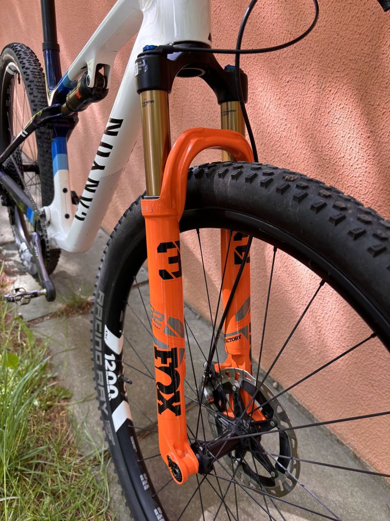 Canyon Lux World Cup CFR Team – vel.M
