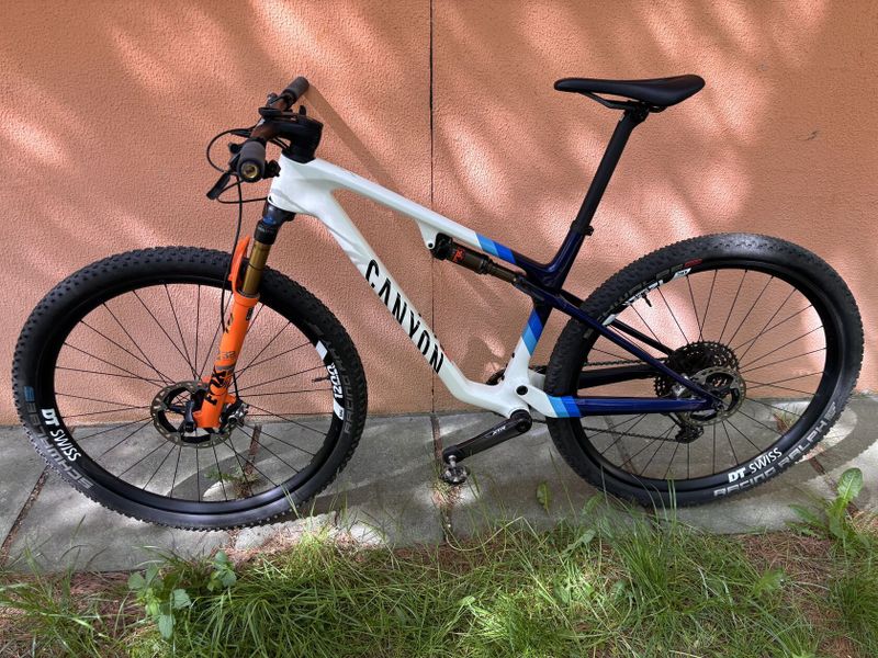 Canyon Lux World Cup CFR Team – vel.M