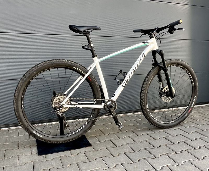 SPECIALIZED ROCKHOPPER PRO WOMEN