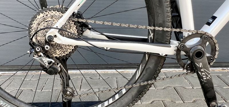SPECIALIZED ROCKHOPPER PRO WOMEN