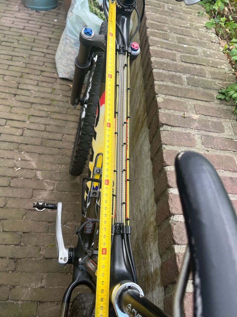 Starší závodní speciál MTB GIANT MXM team, vel.17.5, Shimano 3x9, FOX Float 80RL vzduch, Mavic kola